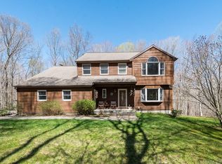 436 New London Rd, Salem, CT 06420