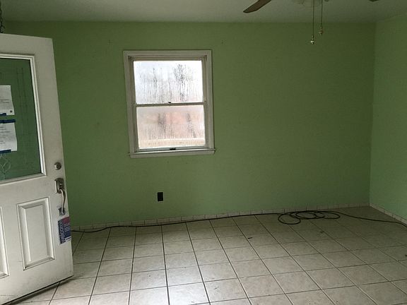 4th image of 400 Plasencia Lakeview