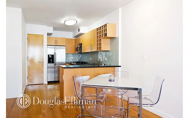 Rented by Douglas Elliman | media 17