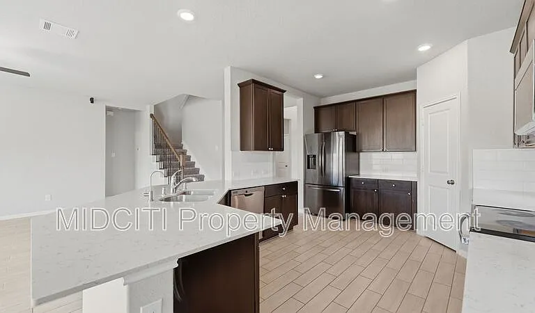 1858 Lauter Ln — Photo 9