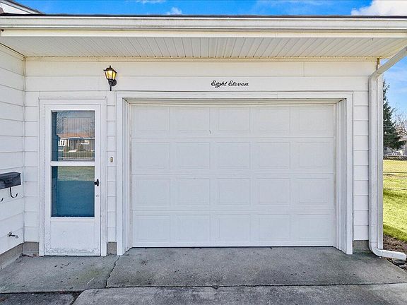5th image of 811 Crescent Dr