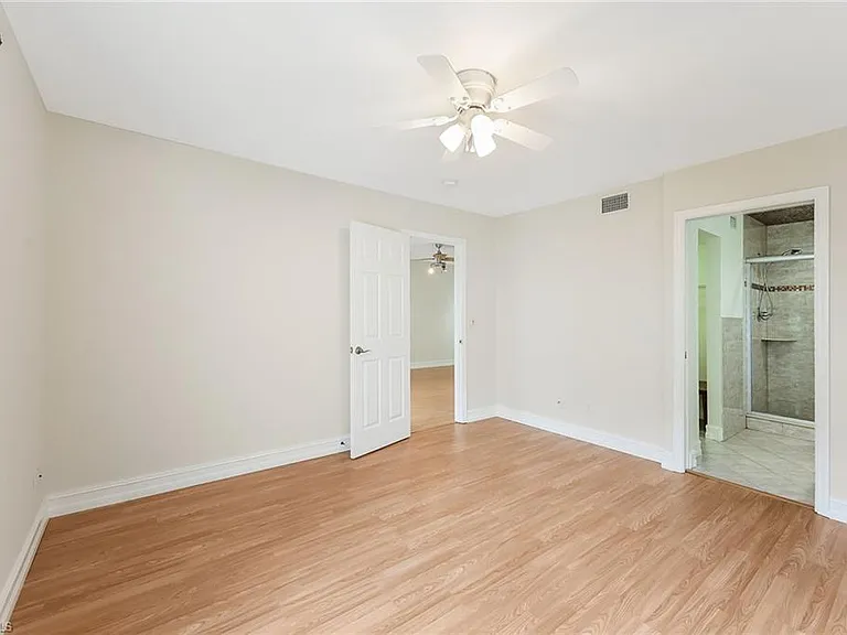 1933 Courtyard Way #D-103 — Photo 9