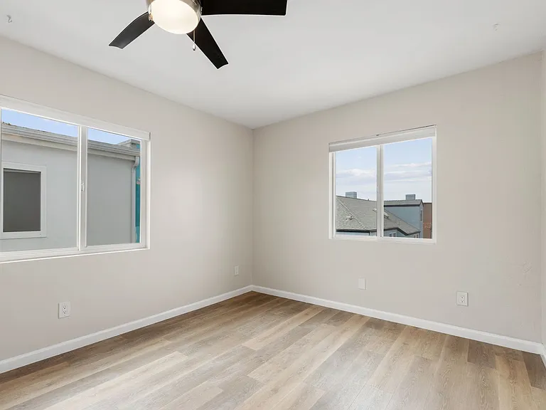 715 Cohasset — Photo 29
