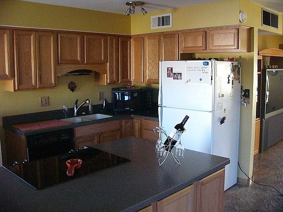 Newly Remodeled Kitchen