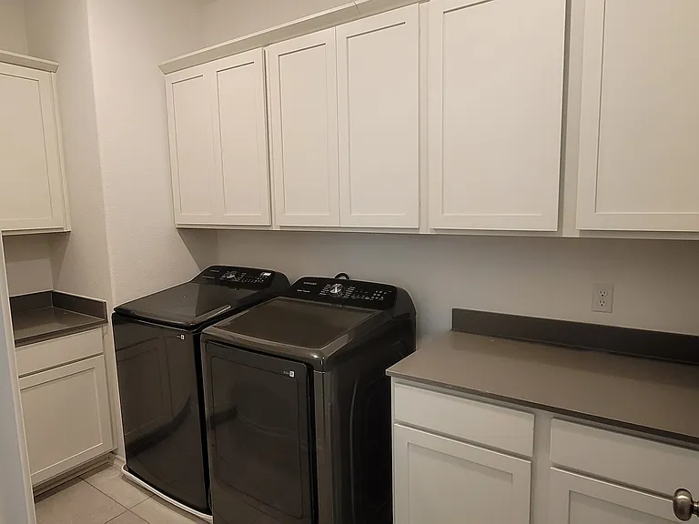 1100 Winnie Dr — Photo 14