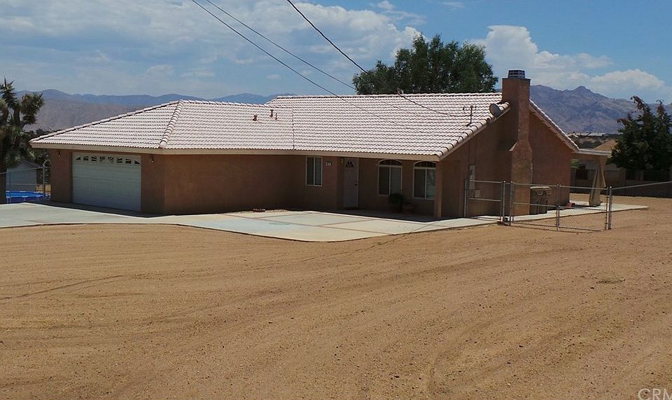 1st image of 16175 Grevillea St