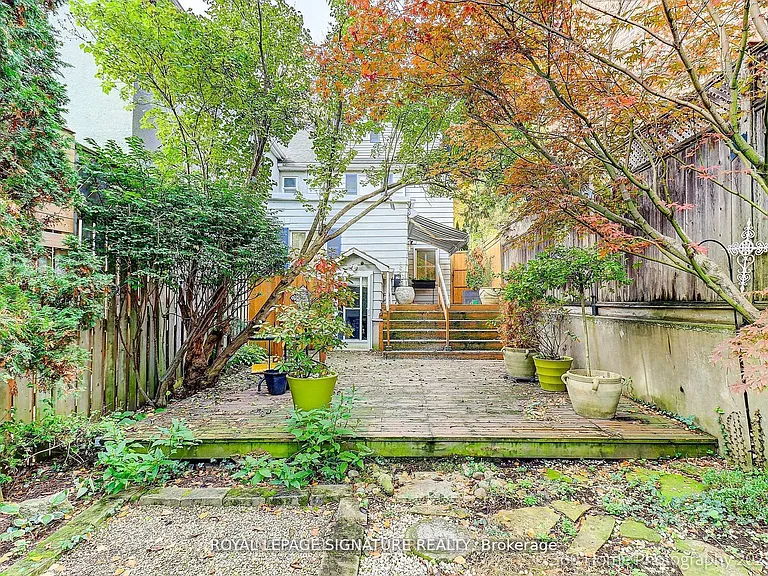 337 Glen Rd — Photo 43