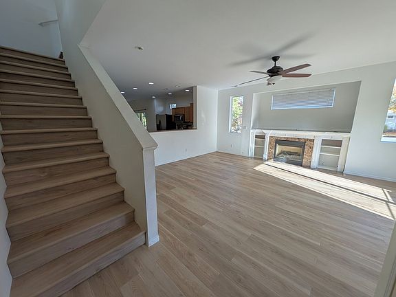 4th image of 7644 Rushmore Ave NE