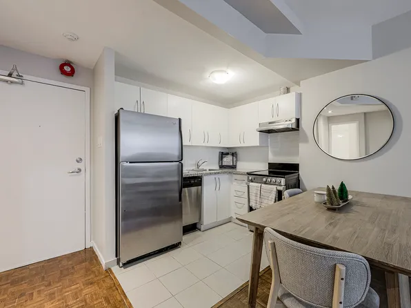 392 Sherbourne St, Toronto, ON