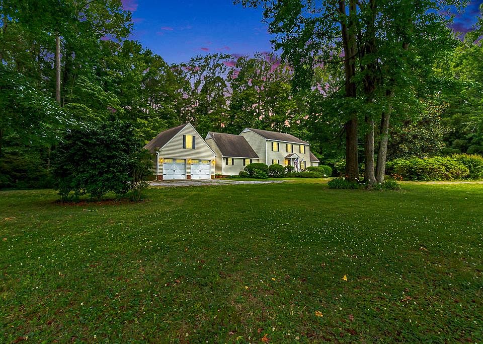 1st image of 238 Hill Valley Ln