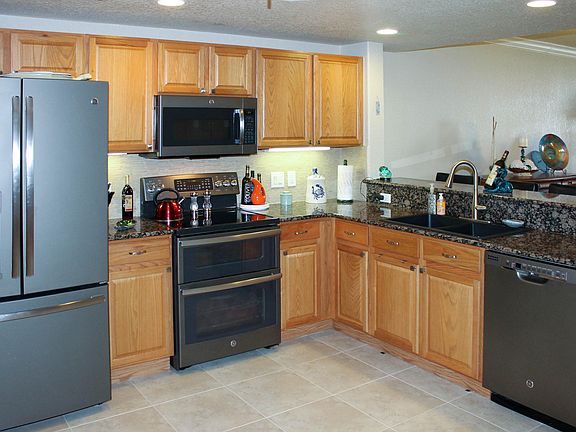 4th image of 807 Mystic Dr APT 208