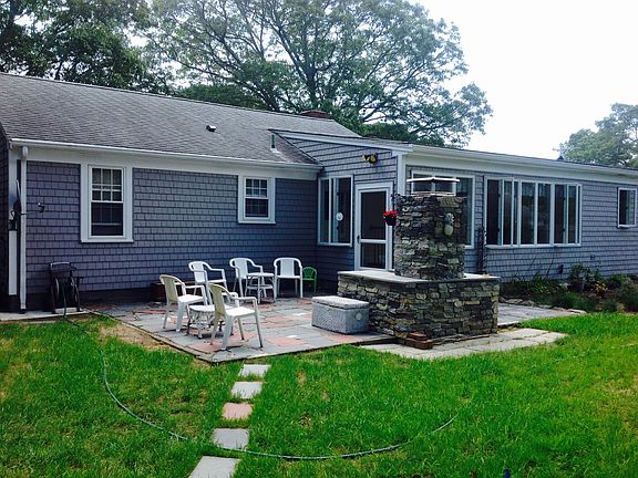 2nd image of 455 Long Pond Dr