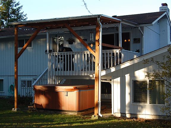 Rear of Home w/Hot Tub