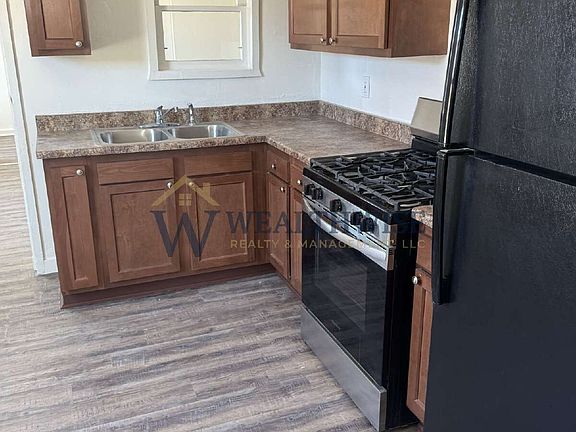 5th image of 19 W Michigan Dr Unit A