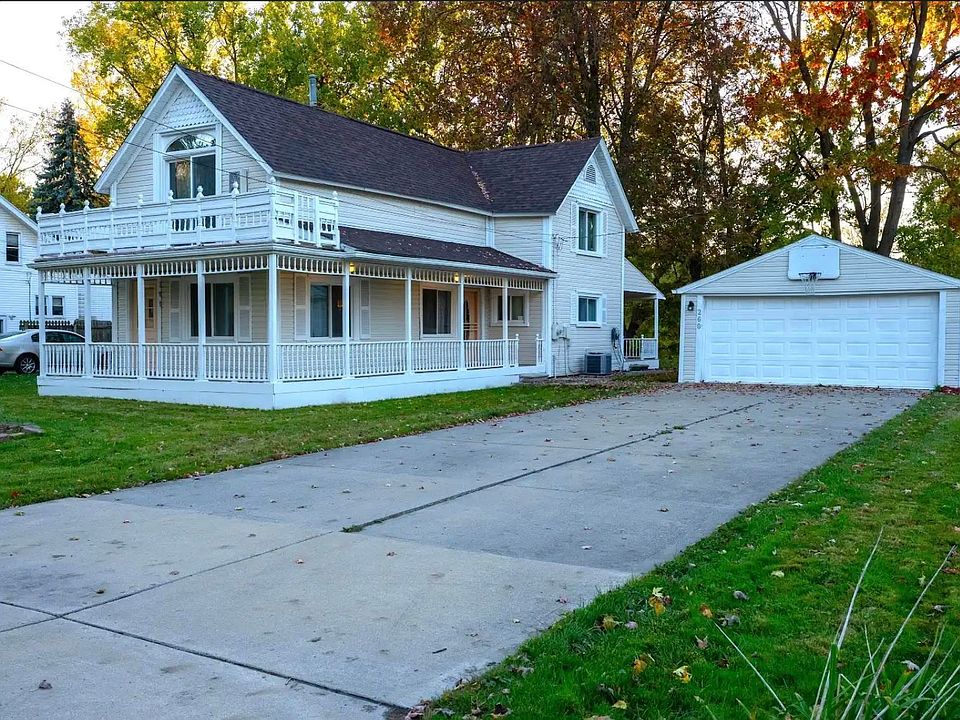 1st image of 260 Riverside Dr