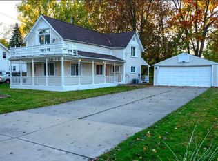 260 Riverside Dr, Mount Clemens, MI 48043