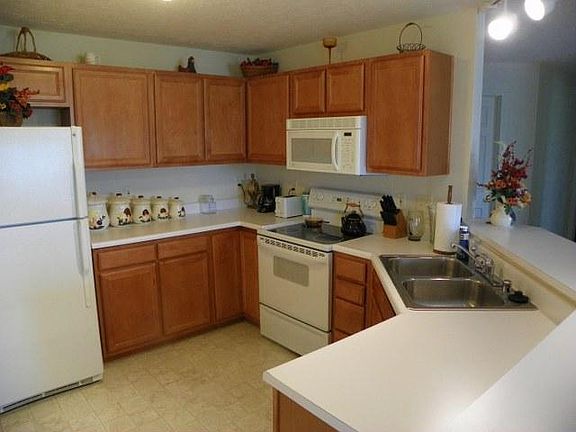 3rd image of 314 Maiden Ct APT 8