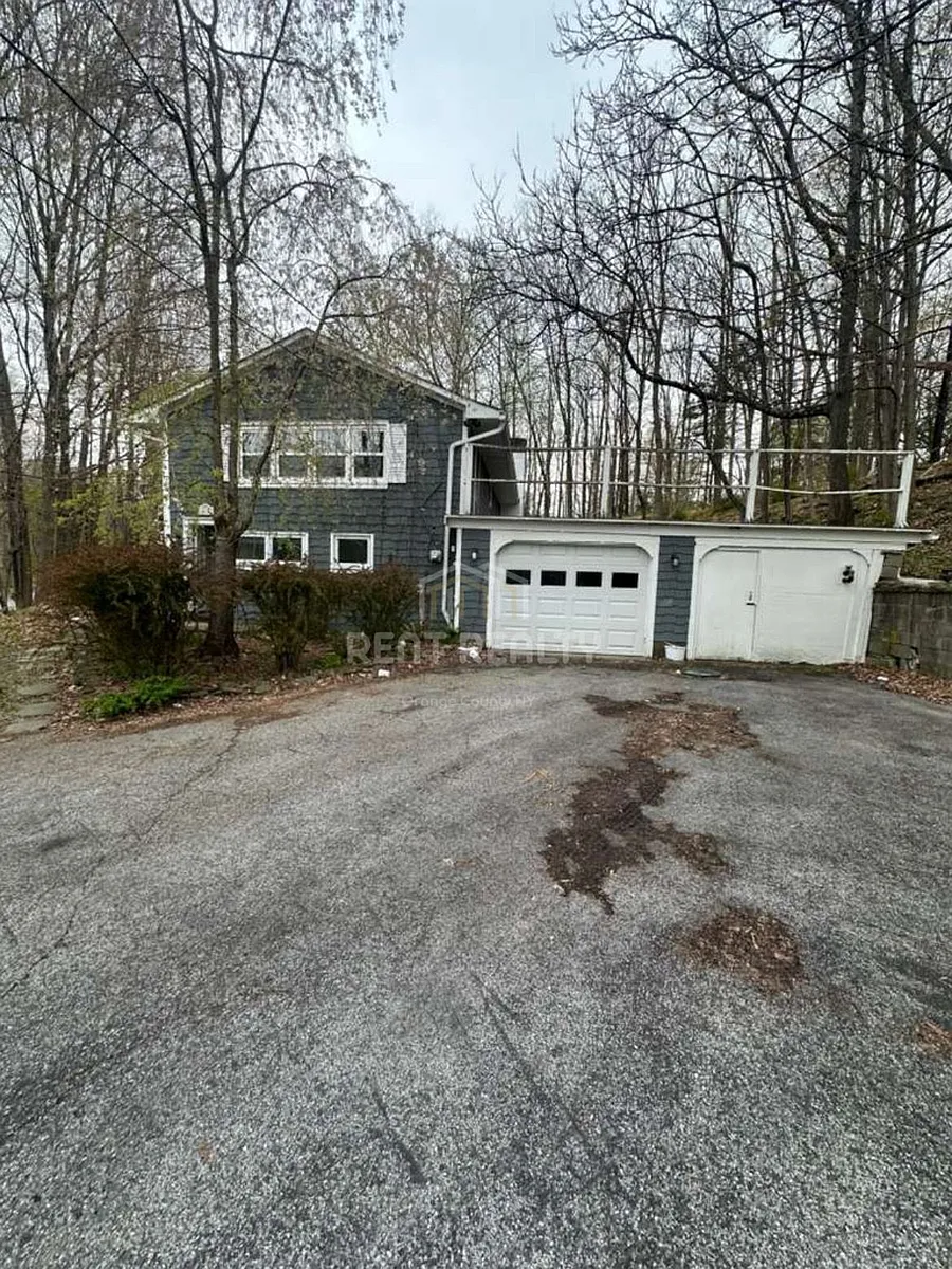 Building Photo - 119 Helms Hill Rd