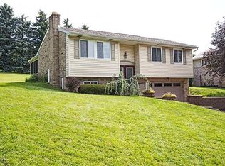 213 Parkwood Cir, Canonsburg, PA