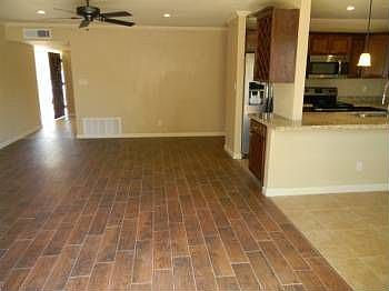 2nd image of 3436 E Indianola Ave