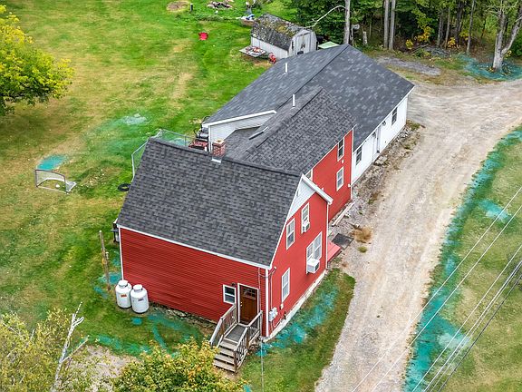 4th image of 137 Cobbossee Road
