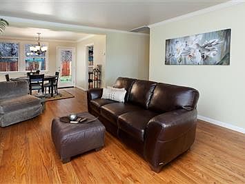 1st image of 1427 Perez Dr