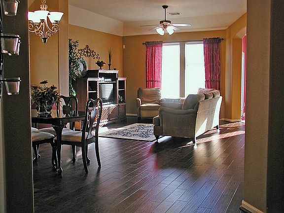 4th image of 2519 Llano Springs Dr