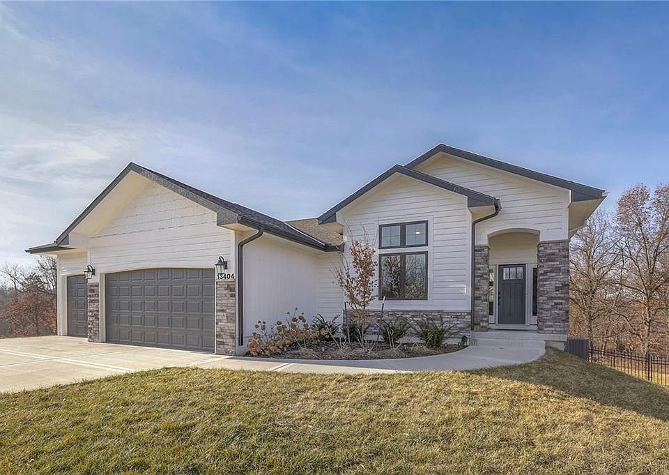 13404 Oakridge Dr, Kearney, MO 64060 Zillow