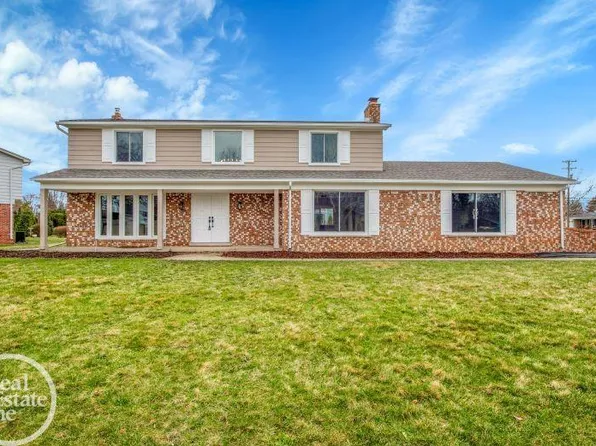 37608 Santa Barbara St, Clinton Township, MI 48036