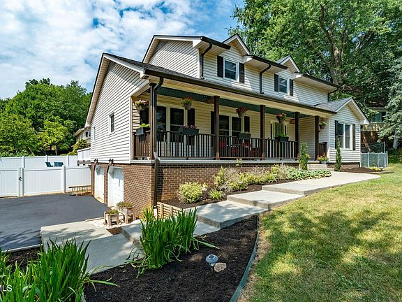4th image of 2805 Avondale Dr