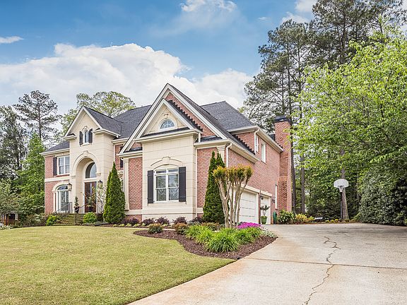 3rd image of 545 Dartington Way