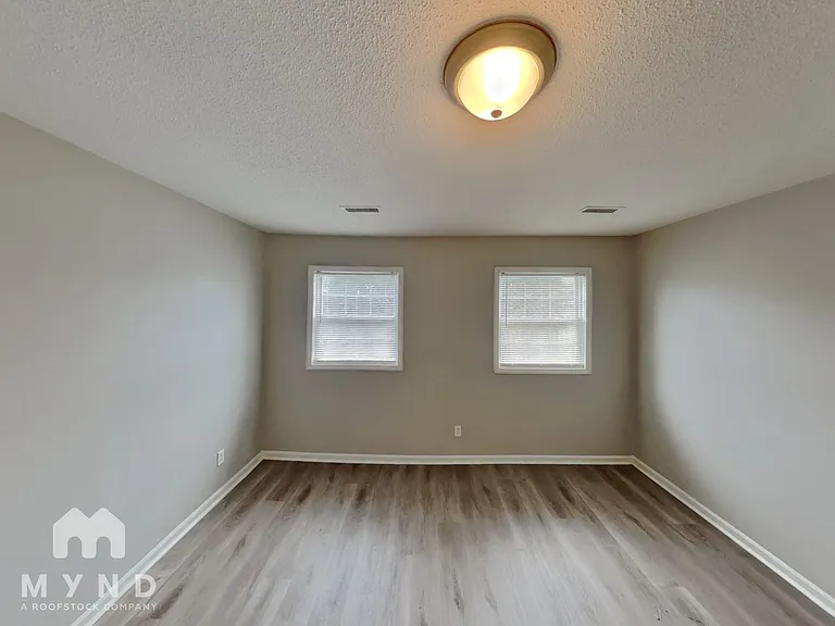 2515 Winterfield Dr — Photo 16