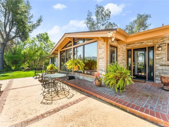 5051 Victoria Ave, Riverside, CA 92506