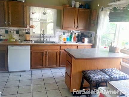 Upgraded Kitchen : Upgraded Appliances