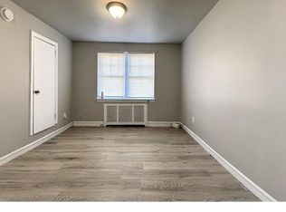 6524 W Girard Ave APT 2C, Philadelphia, PA 19151