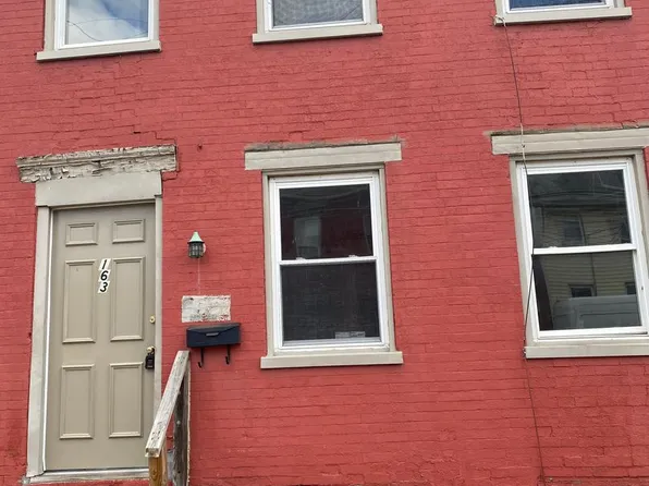 163 W North St, Carlisle, PA 17013