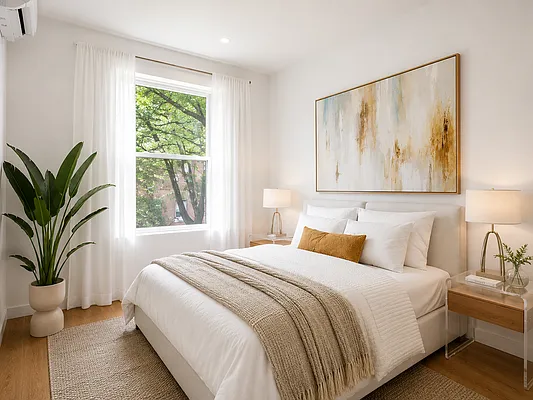Bedroom, photo 1