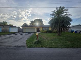 2547 SW 11th Ct, Boynton Beach, FL 33426