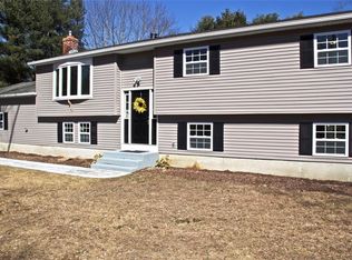 356 Log Bridge Rd, Coventry, RI 02816