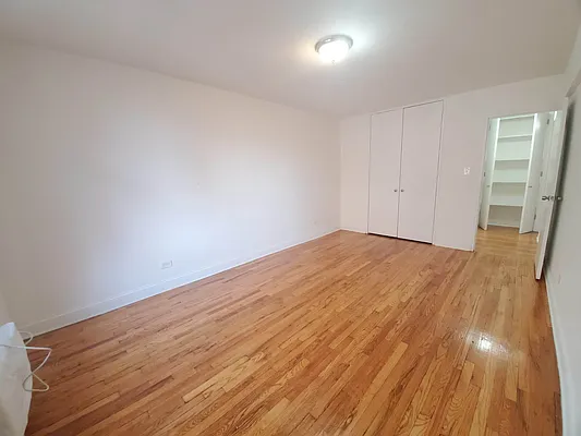 Rented by Smart NY Realty LLC | media 16