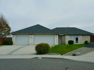 2331 N Quebec Ct, Kennewick, WA