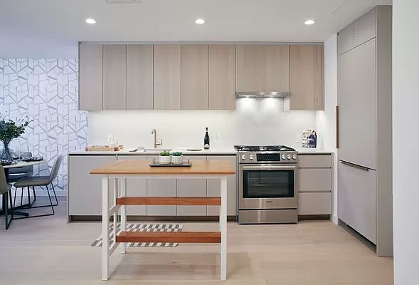 2nd image of 3 Court Sq APT 609