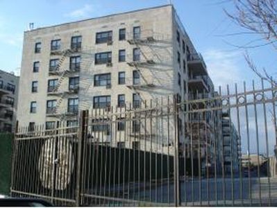 3855 Shore Pkwy APT 4J, Brooklyn, NY, 11235