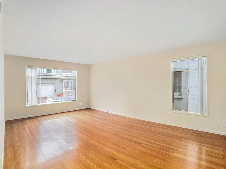 643 Beacon St #2 - 1 bedroom | 1 bath — Photo 4