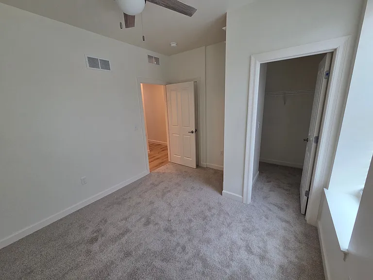 3931 Minnesota Ave #3931-3931A-3933 — Photo 1
