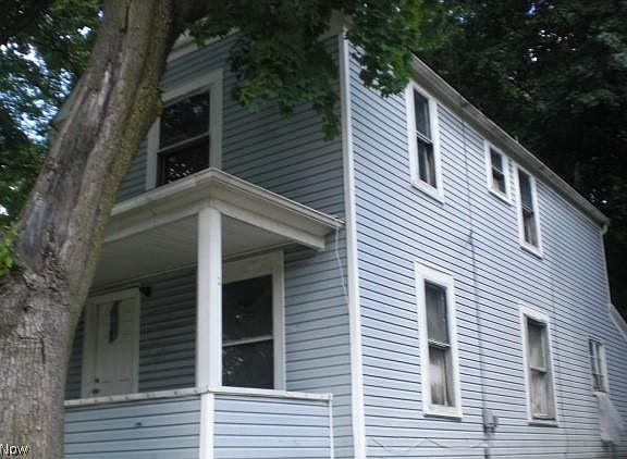 2nd image of 933 Owen Ave