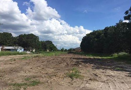 1st image of 702 S 6th Ave