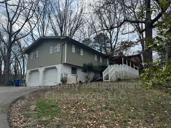 1300 Highcrest Dr, Hixson, TN 37343