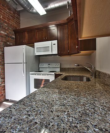 5th image of 209 S 4th Ave Suite 2B