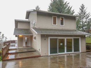 6 Randal Dr, Cathlamet, WA 98612